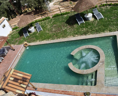 Foto de la piscina exterior de la Casa Fraskito